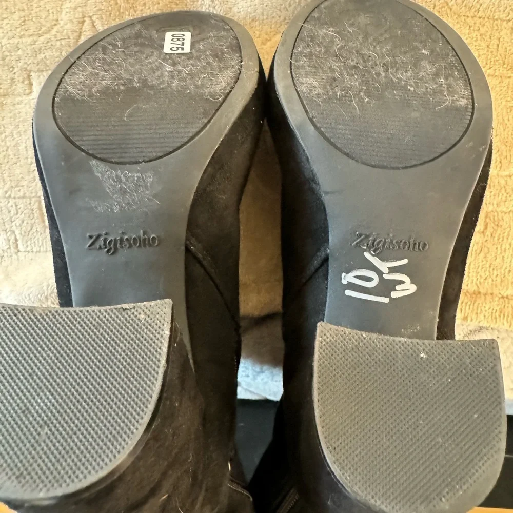 EUC Zigi Soho Tall Black Boots - Size 7 1/2 - Picture 12 of 16